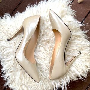 Brand new W/O tags beige stiletto pumps. 7
